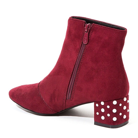 ๐ฟ๐ Vegan Suede โ Pearl Embellish Bootie โ Wine - Picture 6 of 8
